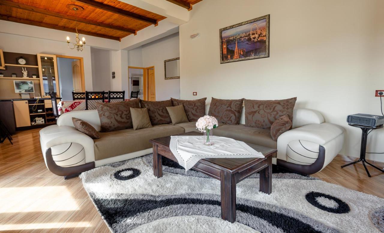 Vila Palma Berat Exterior foto